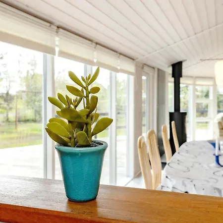 4 Star Holiday Home In Hals-By Traum * Hals